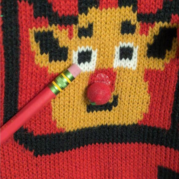 Derek Heart Seasons Meetings Ugly Christmas Sweater Buffalo Check Festive S - Picture 6 of 9